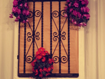 Sainetes Hermanos Quintero