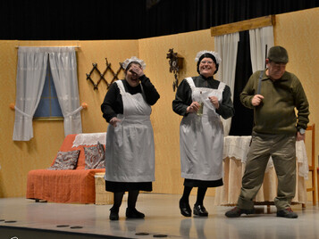 El que ríe el último... ¡Se casa!