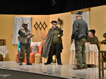 El que ríe el último... ¡Se casa!