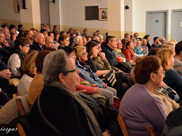 El que ríe el último... ¡Se casa!